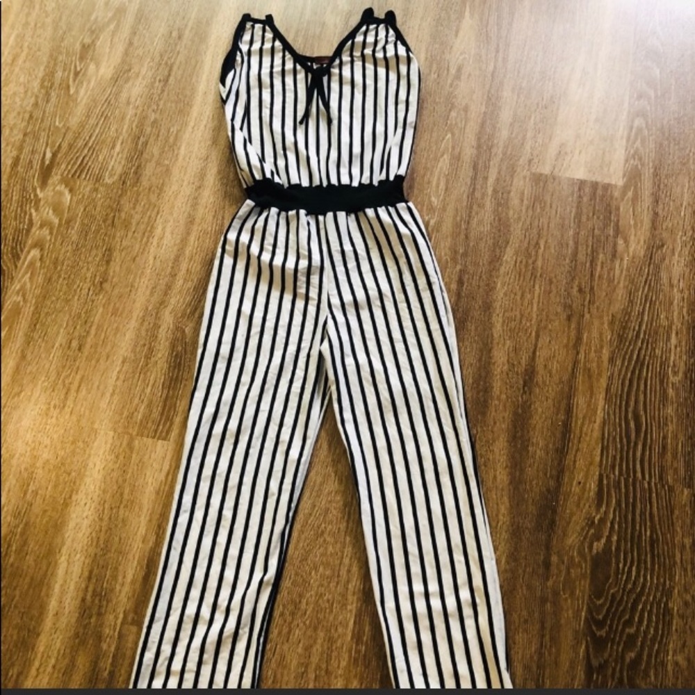 Stunning Black and white jumpsuit